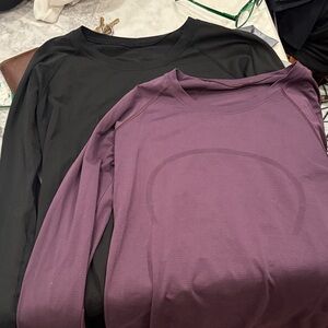 Lululemon Women's Black and Purple Long Sleeve Tops 10